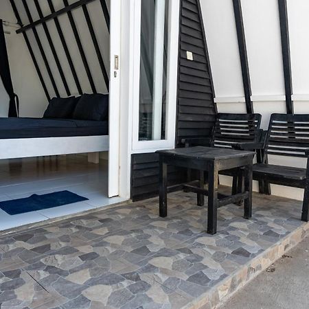 Resort Gili Trawangan - Bungalow With Private Pool Exterior photo